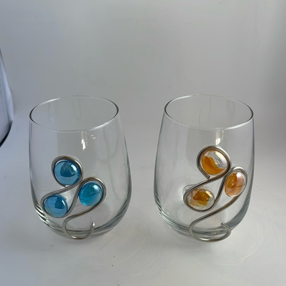 Wine Glass with Glass Beads Stemless